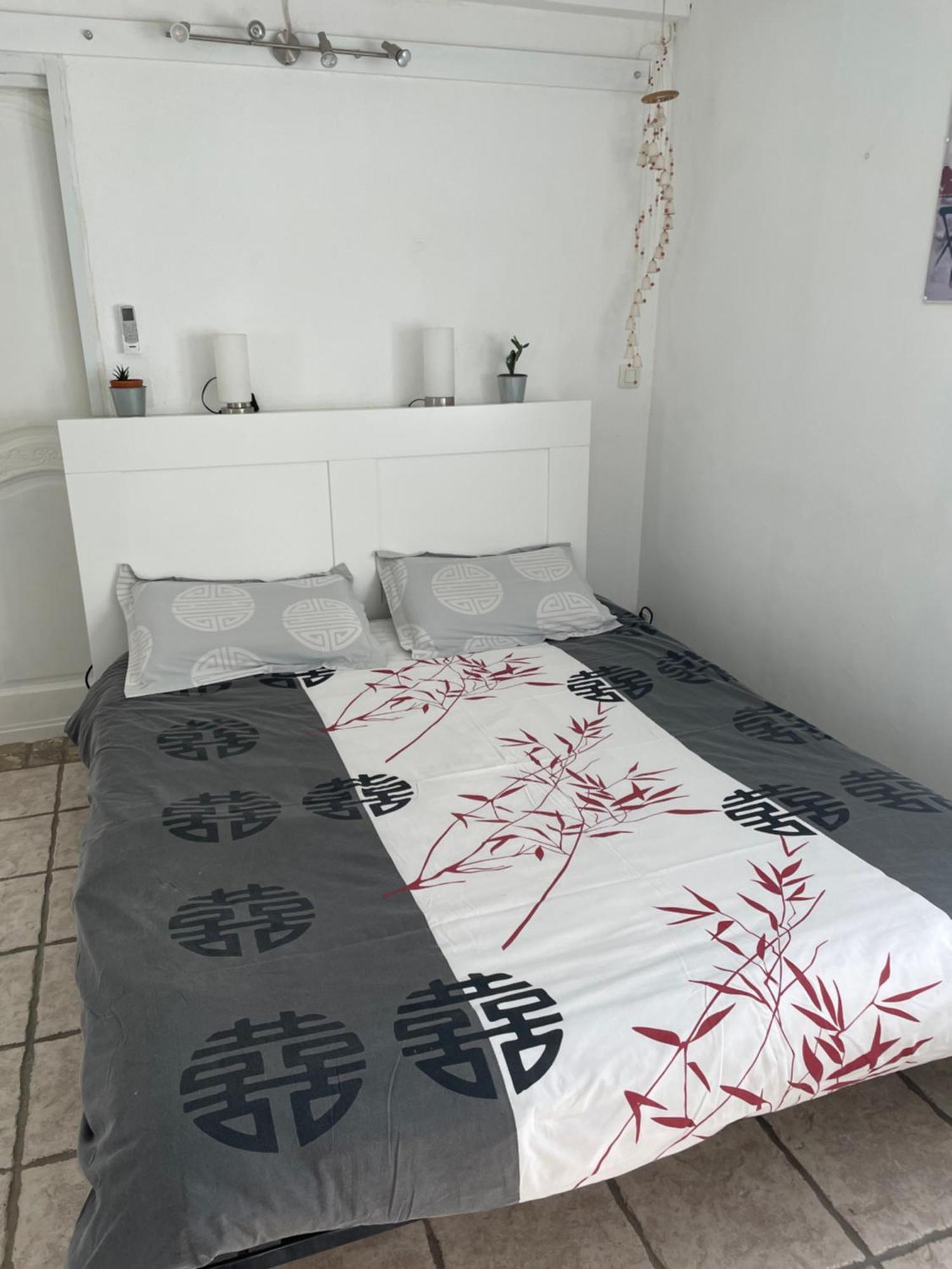 La Coccinelle Bed & Breakfast Nîmes Eksteriør bilde